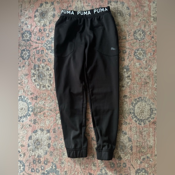 PUMA Black Sweatpants Joggers Size Small - Picture 1 of 6